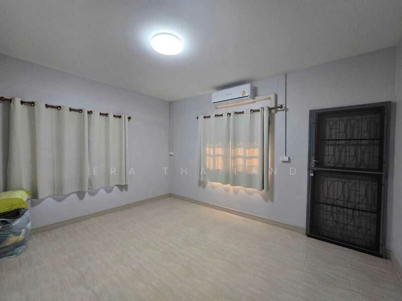 For Sale - ขายทาวน์เฮาส์ 2 ชั้น 96 ตร.ม. ใกล้ โรงเรียนอนุบาลพระนครศรีอยุธยา, Phra Nakhon Si Ayutthaya