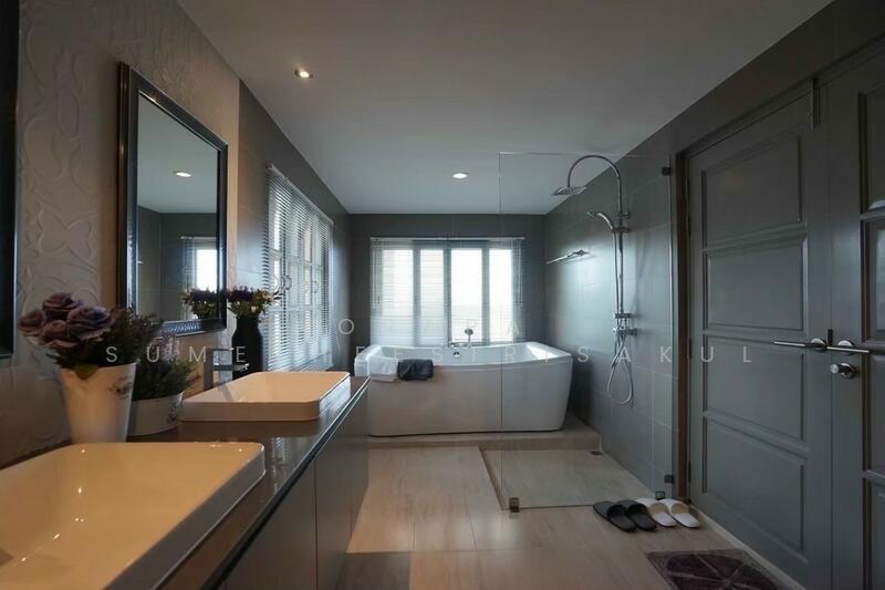 For Sale - Adamas Phahonyotin, Bangkok