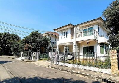 ขาย - Saransiri Prachauthit-Suksawat : สราญสิริ ประชาอุทิศ-สุขสวัสดิ์, กรุงเทพ