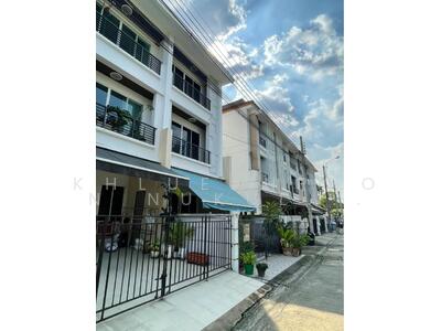ขาย - Baan Klang Muang Sathorn-Taksin 2 : บ้านกลางเมือง สาทร-ตากสิน 2, กรุงเทพ