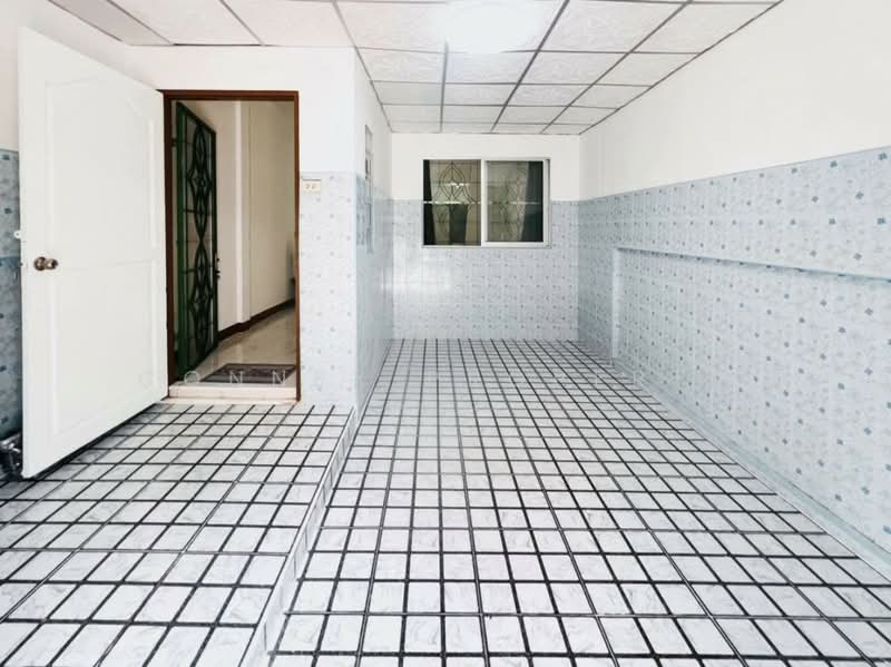 Baan Thanyaphuek Suwinthawong 11, Bangkok, Soi Phdungphan 11, Suwinthawong Road, Nong Chok, Bangkok, 2 Bedrooms, 100 sqm, Townhouse For Sale, by Connex Property, 500083385 - DDproperty.com