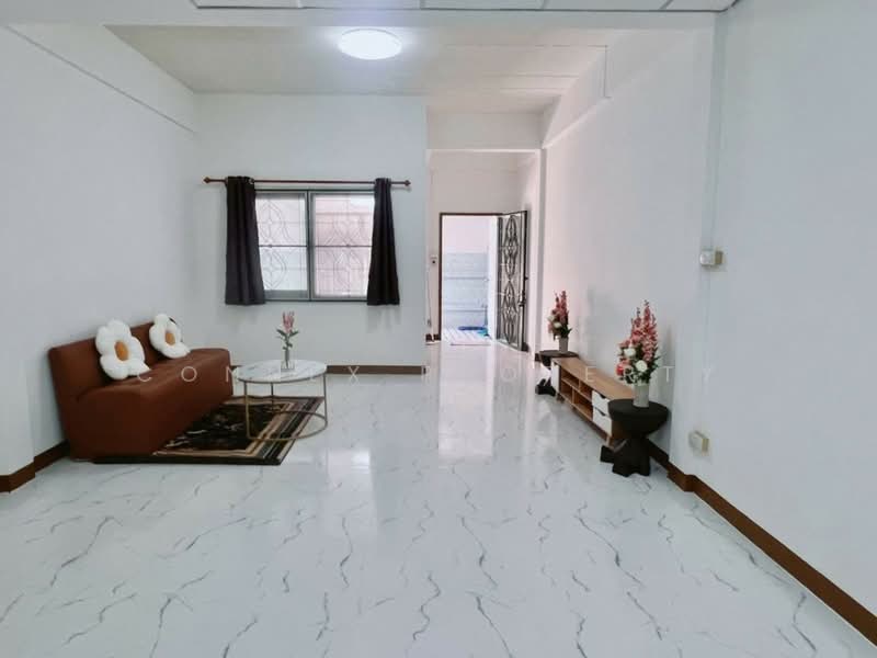 Baan Thanyaphuek Suwinthawong 11, Bangkok, Soi Phdungphan 11, Suwinthawong Road, Nong Chok, Bangkok, 2 Bedrooms, 100 sqm, Townhouse For Sale, by Connex Property, 500083385 - DDproperty.com