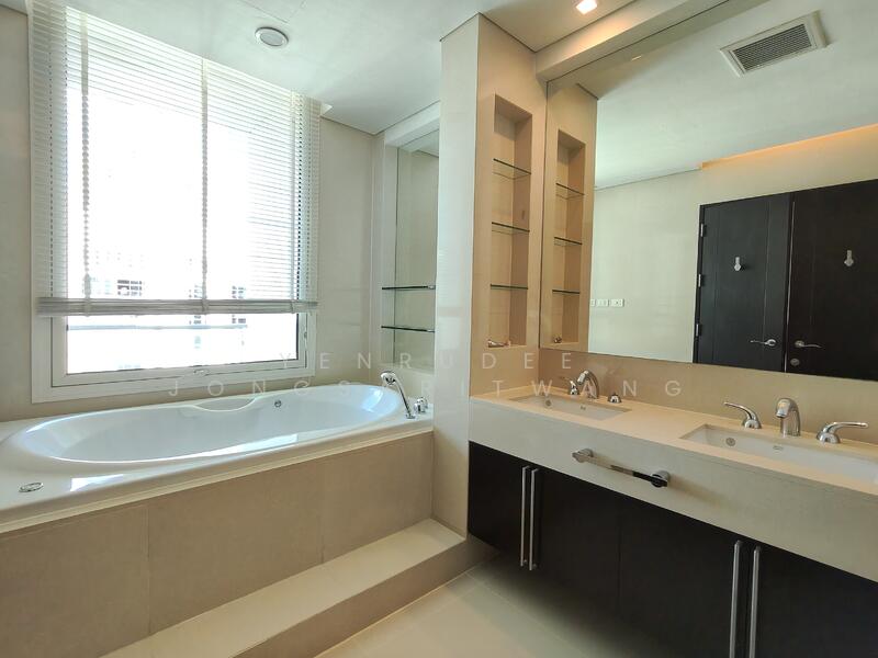 The Park Chidlom, Bangkok, 1 Petchaburi Road, Pathum Wan, Pathum Wan, Bangkok, 3 Bedrooms, 268 sqm, Condo For Rent, by Yenrudee Jongsaritwang, 500083522 - DDproperty.com