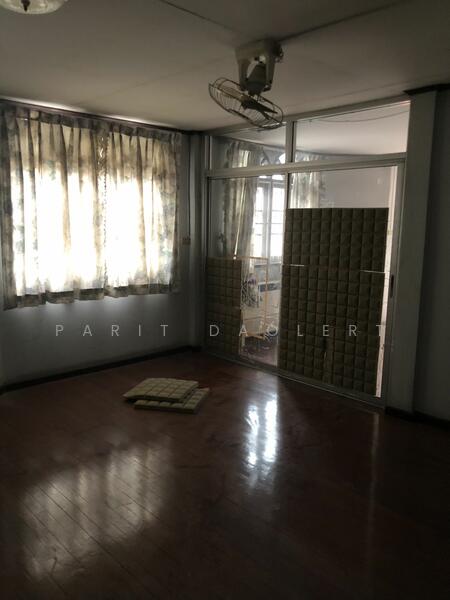 ให้เช่า - Shop Restaurant Huaikwang Prachautid5, กรุงเทพ