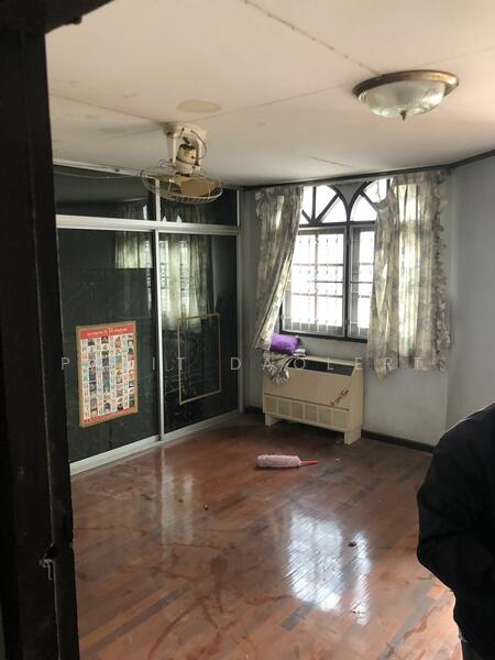 ให้เช่า - Shop Restaurant Huaikwang Prachautid5, กรุงเทพ