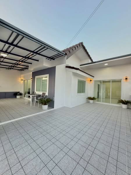Baan Buathong 4, Nonthaburi, Ban Kluay-Sai Noi Road, Phimonrat, Bang Bua Thong, Nonthaburi, 3 Bedrooms, 120 sqm, Townhouse For Sale, by สรภพ ยอดไชย (สีฝุ่น), 500083834 - DDproperty.com