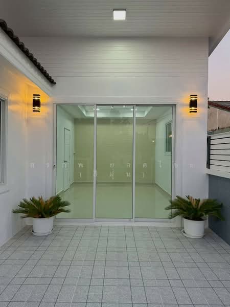 Baan Buathong 4 : บ้านบัวทอง 4, นนทบุรี, ถ.บ้านกล้วย-ไทรน้อย, พิมลราช, บางบัวทอง, นนทบุรี, 120 ตร.ม., ทาวน์เฮ้าส์ ขาย, โดย สรภพ ยอดไชย (สีฝุ่น), 500083834 - DDproperty.com