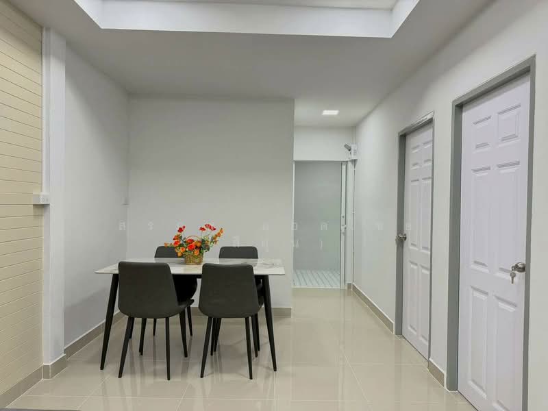 Baan Buathong 4 : บ้านบัวทอง 4, นนทบุรี, ถ.บ้านกล้วย-ไทรน้อย, พิมลราช, บางบัวทอง, นนทบุรี, 120 ตร.ม., ทาวน์เฮ้าส์ ขาย, โดย สรภพ ยอดไชย (สีฝุ่น), 500083834 - DDproperty.com