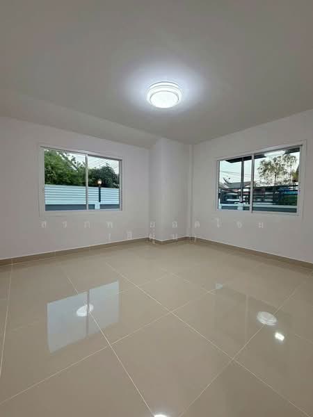 Baan Buathong 4, Nonthaburi, Ban Kluay-Sai Noi Road, Phimonrat, Bang Bua Thong, Nonthaburi, 3 Bedrooms, 120 sqm, Townhouse For Sale, by สรภพ ยอดไชย (สีฝุ่น), 500083834 - DDproperty.com