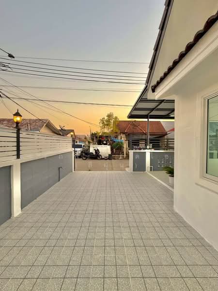 Baan Buathong 4 : บ้านบัวทอง 4, นนทบุรี, ถ.บ้านกล้วย-ไทรน้อย, พิมลราช, บางบัวทอง, นนทบุรี, 120 ตร.ม., ทาวน์เฮ้าส์ ขาย, โดย สรภพ ยอดไชย (สีฝุ่น), 500083834 - DDproperty.com