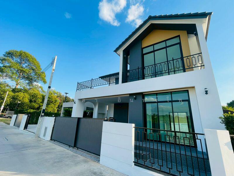 For Sale - We Living, Chon Buri (Pattaya)