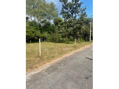 ขาย - ขายที่ดินสวย ใกล้เขื่อนแม่กวง, เชียงใหม่