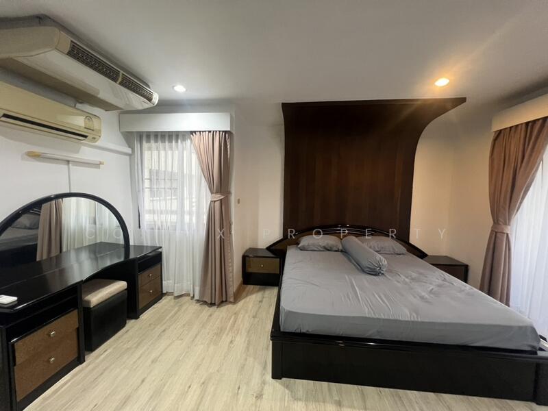Baan Suanpetch, Bangkok, 18 Soi Sukhumvit 39, Khlong Tan Nua, Watthana, Bangkok, 2 Bedrooms, 129 sqm, Condo For Rent, by Connex Property, 500084181 - DDproperty.com