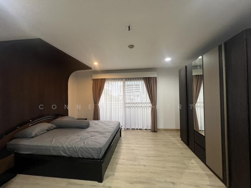 Baan Suanpetch, Bangkok, 18 Soi Sukhumvit 39, Khlong Tan Nua, Watthana, Bangkok, 2 Bedrooms, 129 sqm, Condo For Rent, by Connex Property, 500084181 - DDproperty.com