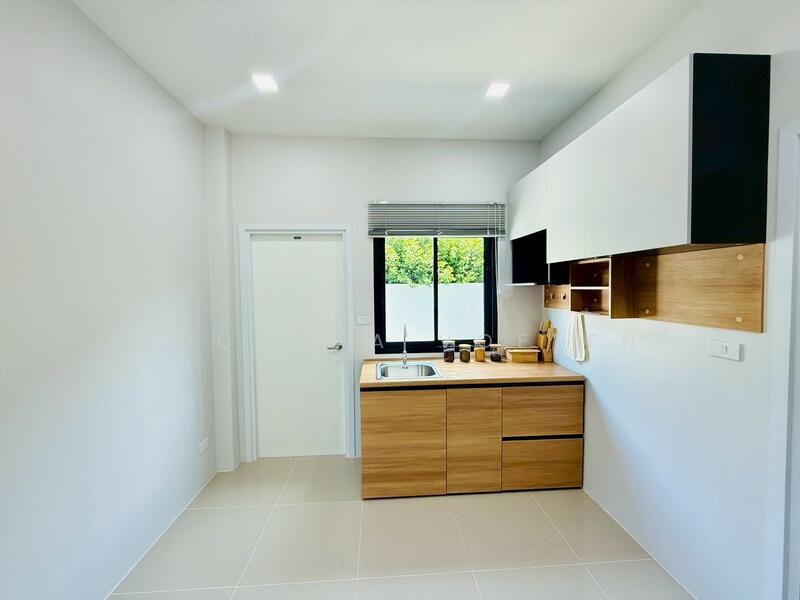 Commercial property close to Tesco Lotus, Krabi, กระบี่, Krabi, Krabi Noi, Muang Krabi, Krabi, 2 Bedrooms, 115 sqm, Townhouse For Sale, by Adchara Voeten, 500084365 - DDproperty.com