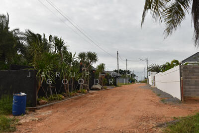 ขาย - ขายที่ดิน แปลงสวย ทำเลดี ในปราณบุรี, ประจวบคีรีขันธ์