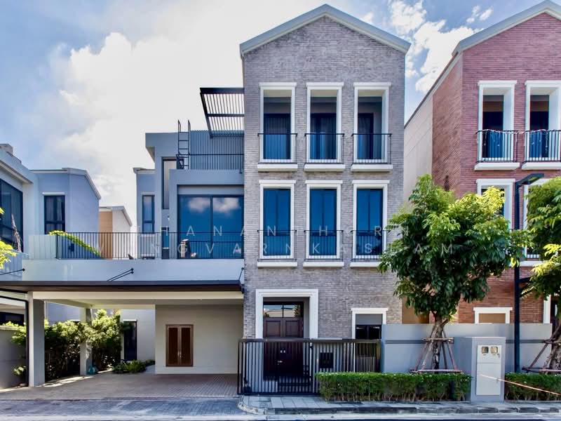 Artale Ekkamai-Ramintra, Bangkok, Soi Sukontasawat 19, Sukontasawat Road, Lat Phrao, Lat Phrao, Bangkok, 4 Bedrooms, 390 sqm, Single Detached House For Rent, by Thananthorn Wongvarnkaseam, 500084475 - DDproperty.com