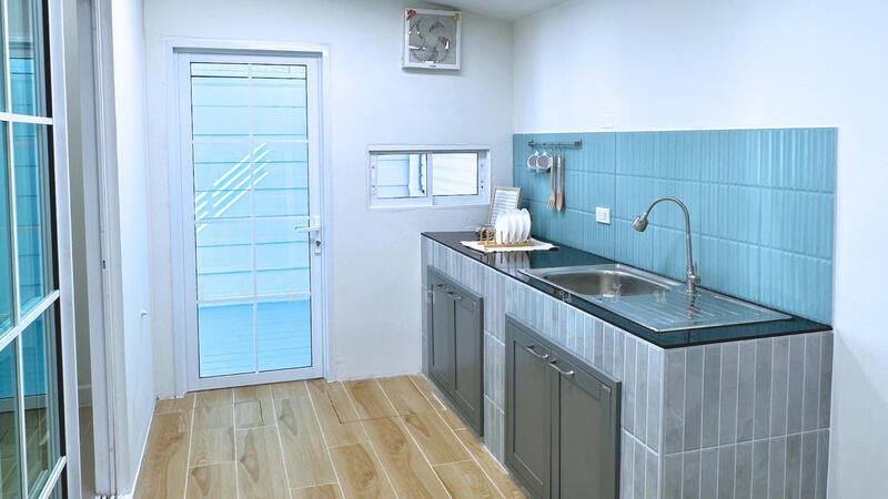 ครัวไทย /Built – In เคาน์เตอร์ครัว