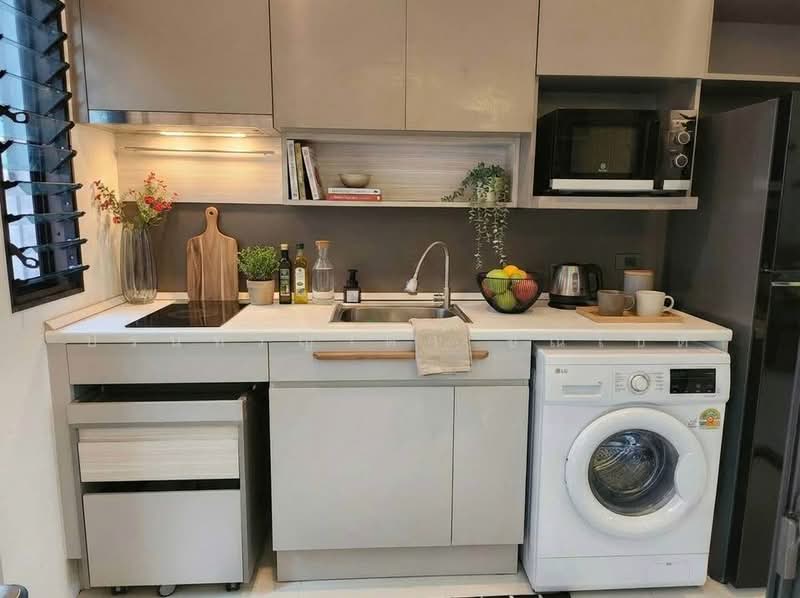 Landmark Ekamai-Ramindra, Bangkok, Sukhonthasawat Road, Lat Phrao, Lat Phrao, Bangkok, 3 Bedrooms, 168 sqm, Townhouse For Rent, by ปรินทร์ญาดา ชิณโชติ, 500084634 - DDproperty.com