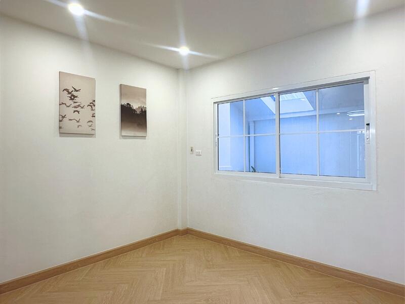 ห้องนอน 4 อยู่ชั้นล่าง