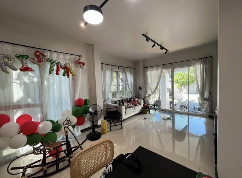 Pet friendly house in Bangchak, Bangkok, Bang Chak, Phra Khanong, Bangkok, 3 Bedrooms, 140 sqm, Single Detached House For Rent, by The Luxe Group, 500084752 - DDproperty.com
