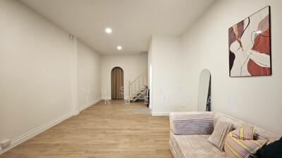 ขาย - ทาวน์เฮ้าส์ 2 ชั้น หลังมุม โชคชัย 4 ซอย 38, กรุงเทพ