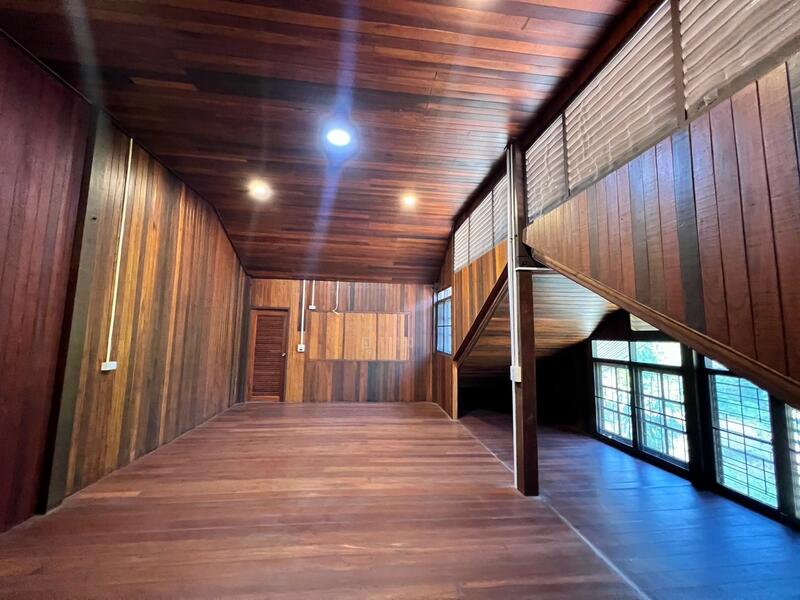 ขาย - บ้านไร่, อุทัยธานี