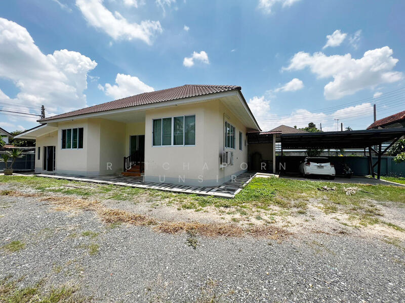 ให้เช่า - บ้านให้เช่าเดือนละ 13,000 บาท ใกล้รร.ต้นกล้าเพียง 5 นาที No.11H099, เชียงใหม่