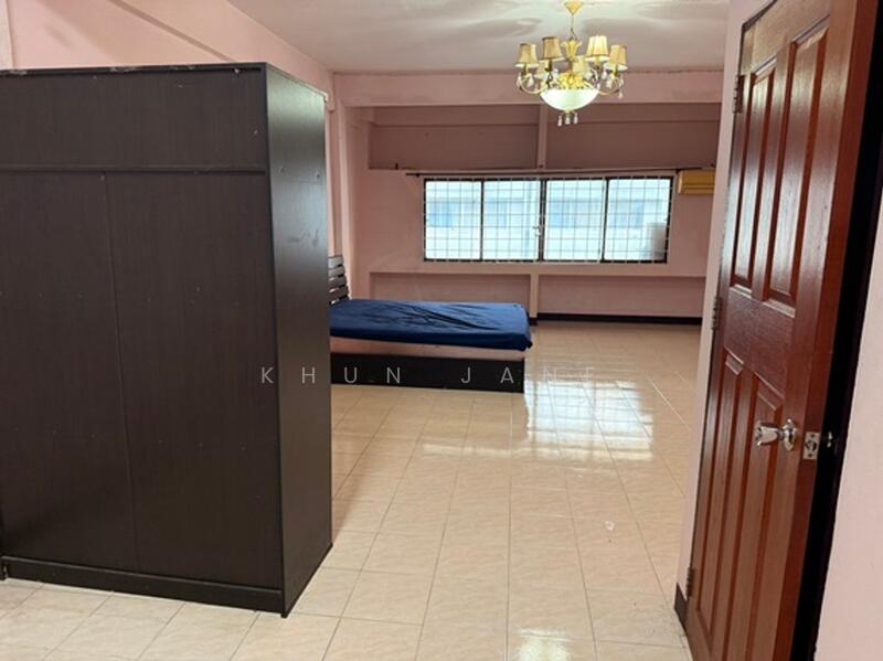 ให้เช่า - อาคารพาณิชย์ ให้เช่า อยู่ใกล้ บีทีเอส พระโขนง (SPSJP13), กรุงเทพ