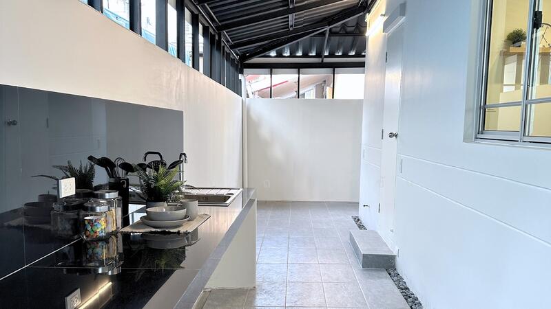 ต่อเติมครัวไทย พร้อมเคาน์เตอร์ครัว