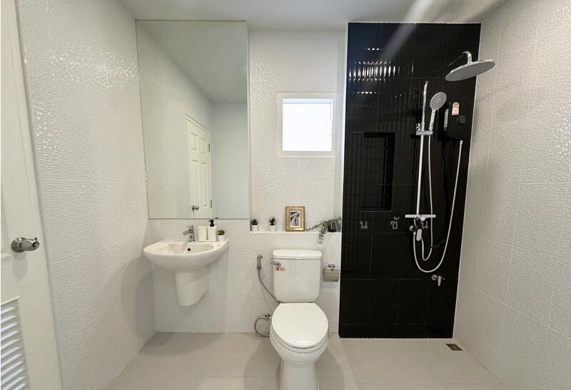 ห้องน้ำชั้น 2