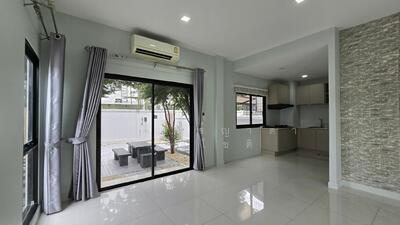 ขาย - Villa Albero Rama 9 : วิลลา อาเบลโล่ พระราม 9, กรุงเทพ