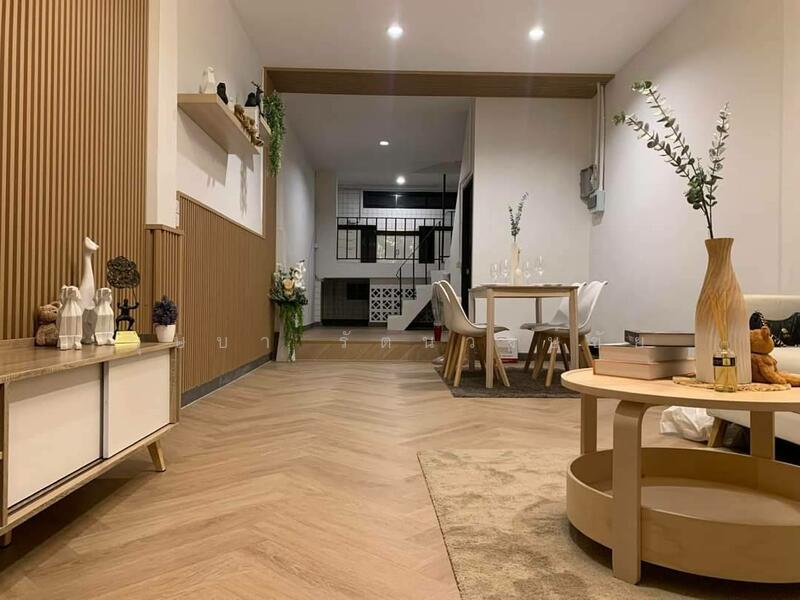 For Rent - ทำเล MRT สิรินธร ซ.จรัญ 68 ให้เช่าอาคารพาณิชย์ 3 ชั้น บ้านสวย แต่งครบ พร้อมอยู่ ทำออฟฟิศได้, Bangkok