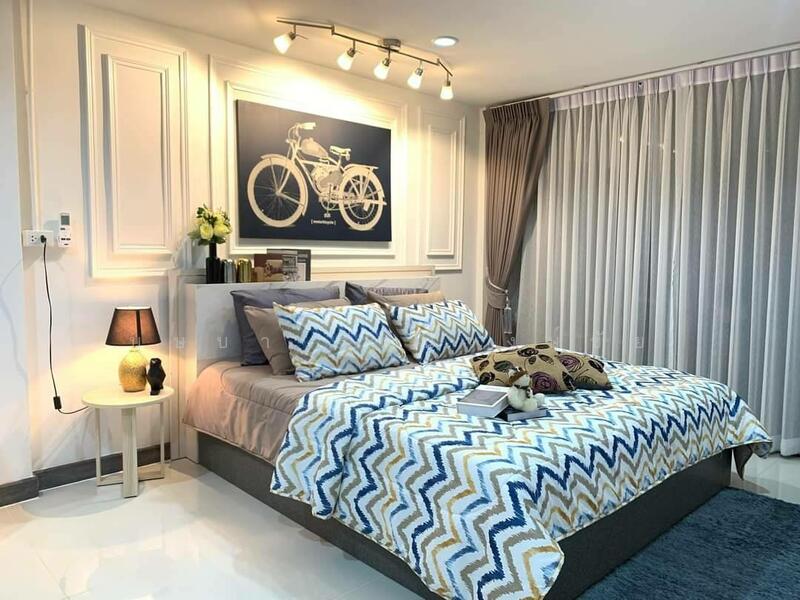 For Rent - ทำเล MRT สิรินธร ซ.จรัญ 68 ให้เช่าอาคารพาณิชย์ 3 ชั้น บ้านสวย แต่งครบ พร้อมอยู่ ทำออฟฟิศได้, Bangkok