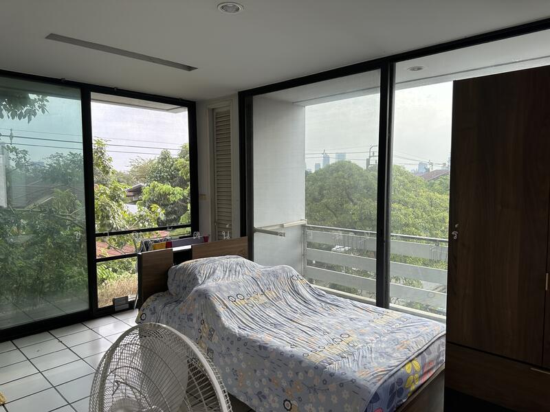 อาคาร 4 ชั้น ชั้น 4