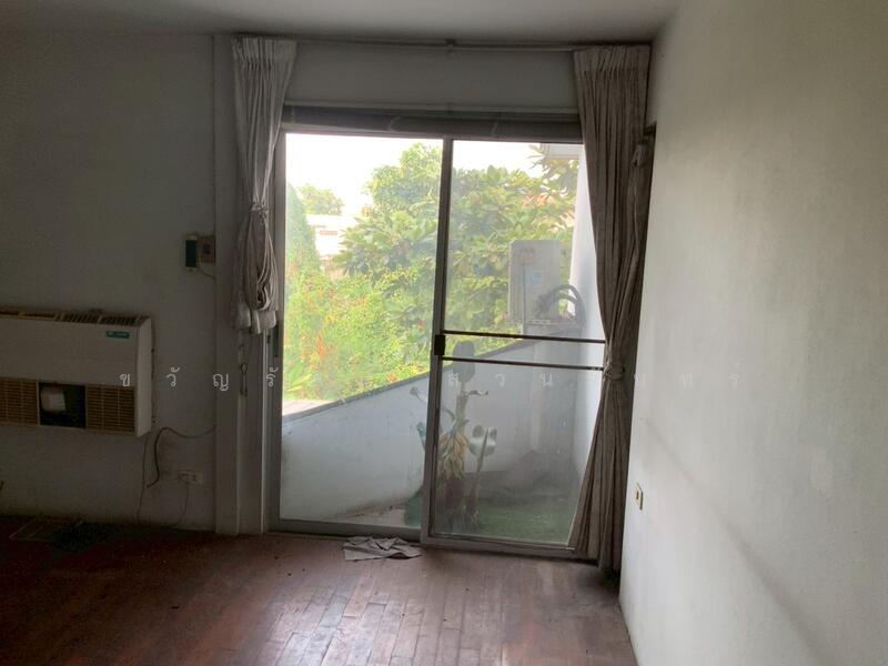 อาคาร 2 ชั้น ชั้น 2