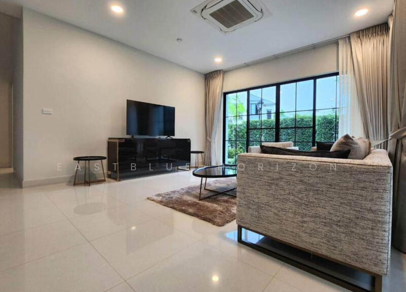 Nantawan Rama 9 - New Krungthepkreetha, Bangkok, Saphan Sung, Bangkok, 4 Bedrooms, 302 sqm, Single Detached House For Rent, by Eastblue Horizon, 500087236 - DDproperty.com