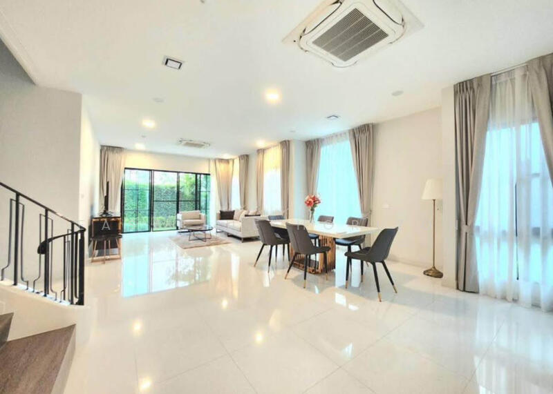 Nantawan Rama 9 - New Krungthepkreetha, Bangkok, Saphan Sung, Bangkok, 4 Bedrooms, 302 sqm, Single Detached House For Rent, by Eastblue Horizon, 500087236 - DDproperty.com