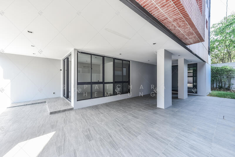 ให้เช่า - DISTRICT Sukhumvit 77, กรุงเทพ