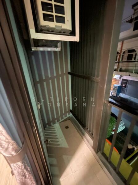 ขาย - Nawa Living : อินทรารักษ์, กรุงเทพ