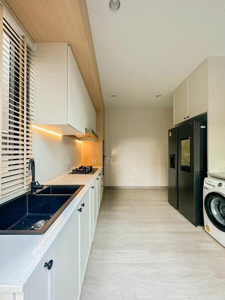 For Sale - โกลเด้น พรีเว่ เฟส 2 : Golden Privé Phase 2, Chon Buri (Pattaya)