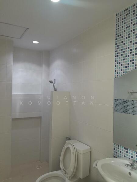 ให้เช่า - ให้เช่าอาคารพาณิชย์ 3 ชั้น ลำลูกกาคลอง 3 ทำเลดี พร้อมเข้าอยู่ ใกล้สถานีรถไฟฟ้า bts คูคต, ปทุมธานี