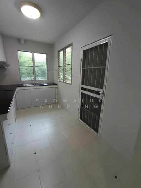 ให้เช่า - Moobaan Chollada Suvarnabhumi : หมู่บ้านชลลดา สุวรรณภูมิ, สมุทรปราการ