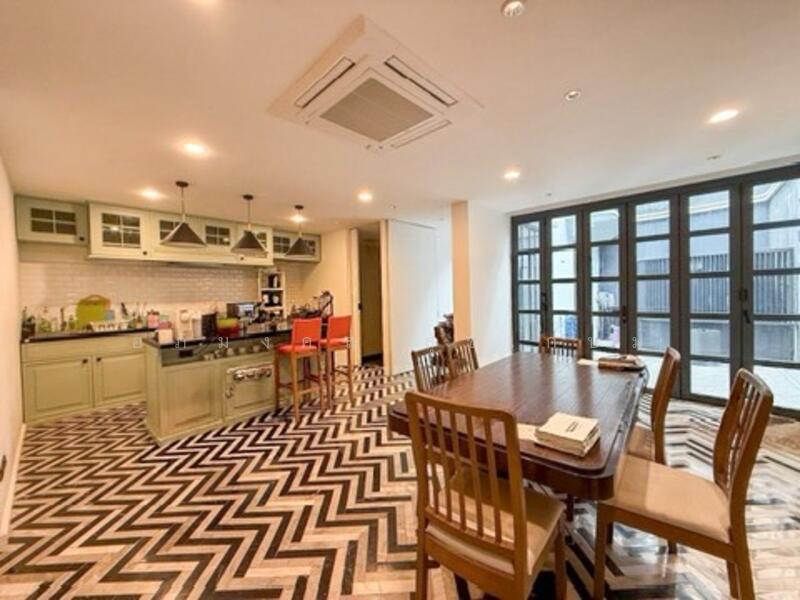 ทาวน์เฮ้าส์ 3 ชั้น สุขุมวิท 26, Bangkok, สุขุมวิท 26, Khong Tan, Khlong Toei, Bangkok, 3 Bedrooms, 300 sqm, Townhouse For Sale, by อภิมงคล สุขเกษม, 500087699 - DDproperty.com