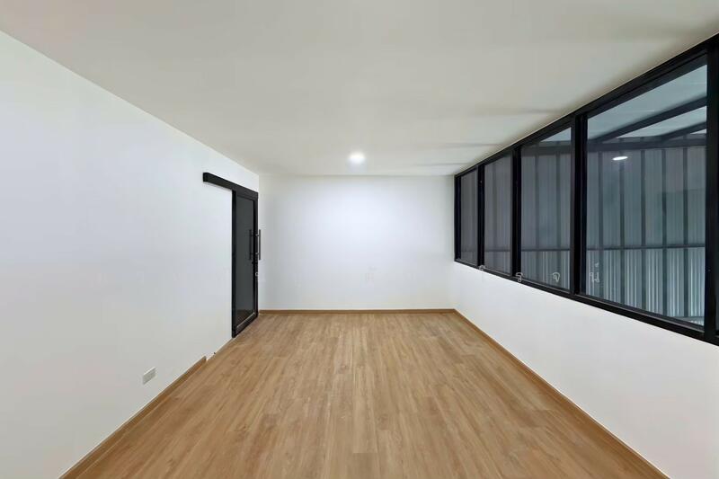 ให้เช่า - โกดังติดถนนใหญ่ กิ่งแก้ว พร้อมออฟฟิศ มี2ชั้น สำนักงาน คลังสินค้า, สมุทรปราการ