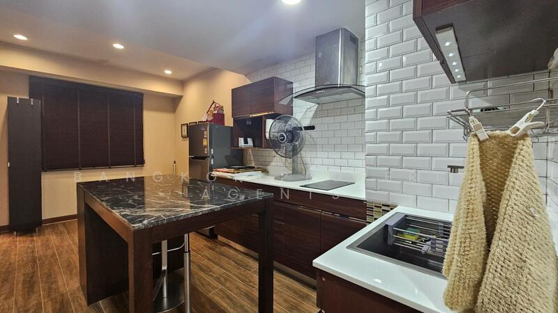 For Rent - Somkid Place, Bangkok