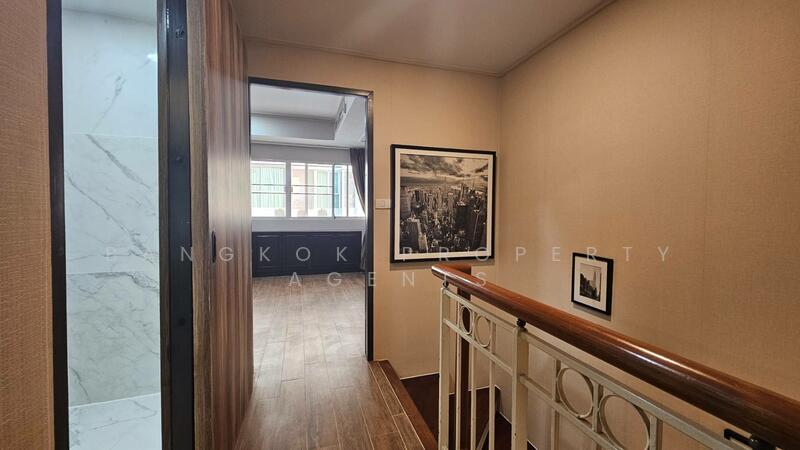 For Rent - Somkid Place, Bangkok