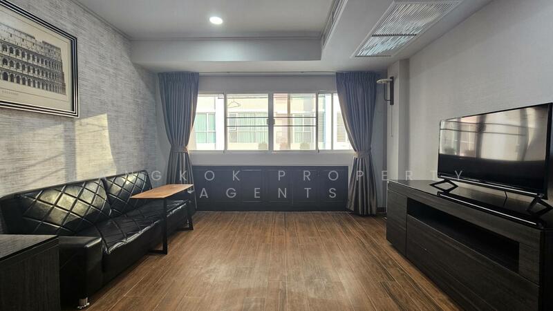For Rent - Somkid Place, Bangkok