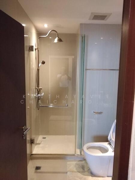 Sathorn Gardens, Bangkok, 39 South Sathorn Road, Thung Maha Mek, Sathon, Bangkok, 2 Bedrooms, 95 sqm, Condo For Sale, by Kanthayavee Chaicharoenseree, 500088045 - DDproperty.com