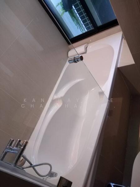 Sathorn Gardens, Bangkok, 39 South Sathorn Road, Thung Maha Mek, Sathon, Bangkok, 2 Bedrooms, 95 sqm, Condo For Sale, by Kanthayavee Chaicharoenseree, 500088045 - DDproperty.com